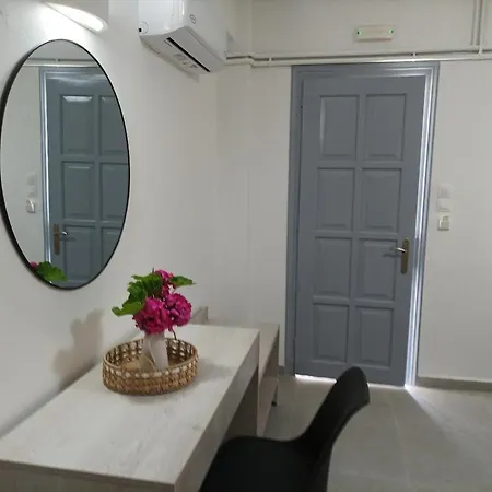 Nektarias No1 * Náusza